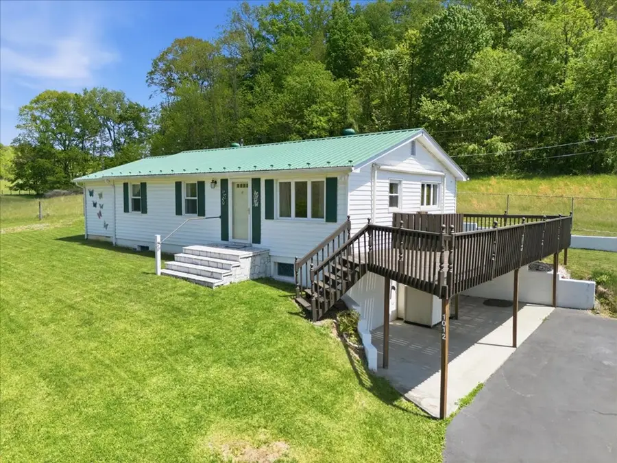 1012 Ridgedale Rd, Saltville, VA 24370 - #2
