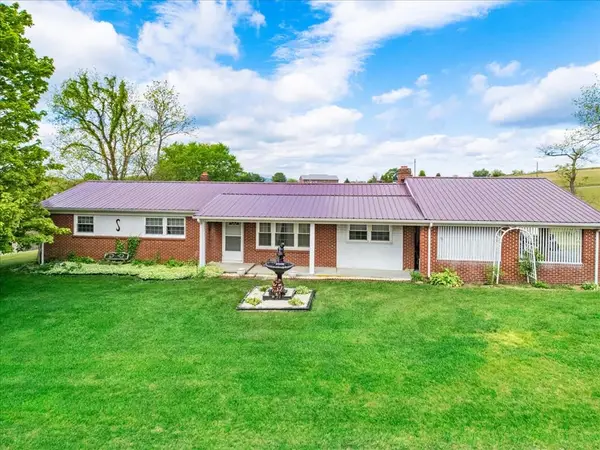 137 Crimson Lane, Max Meadows, VA 24360