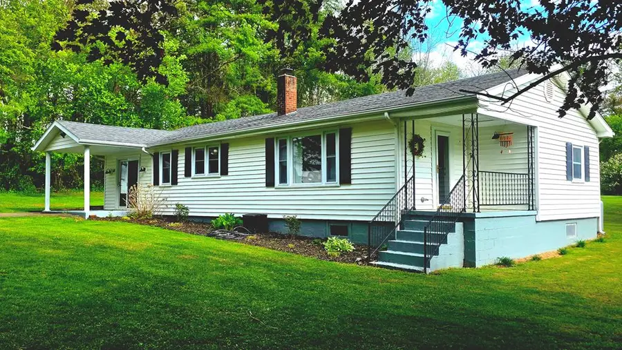 60 Green Acres Dr, Galax, VA 24333 - #3