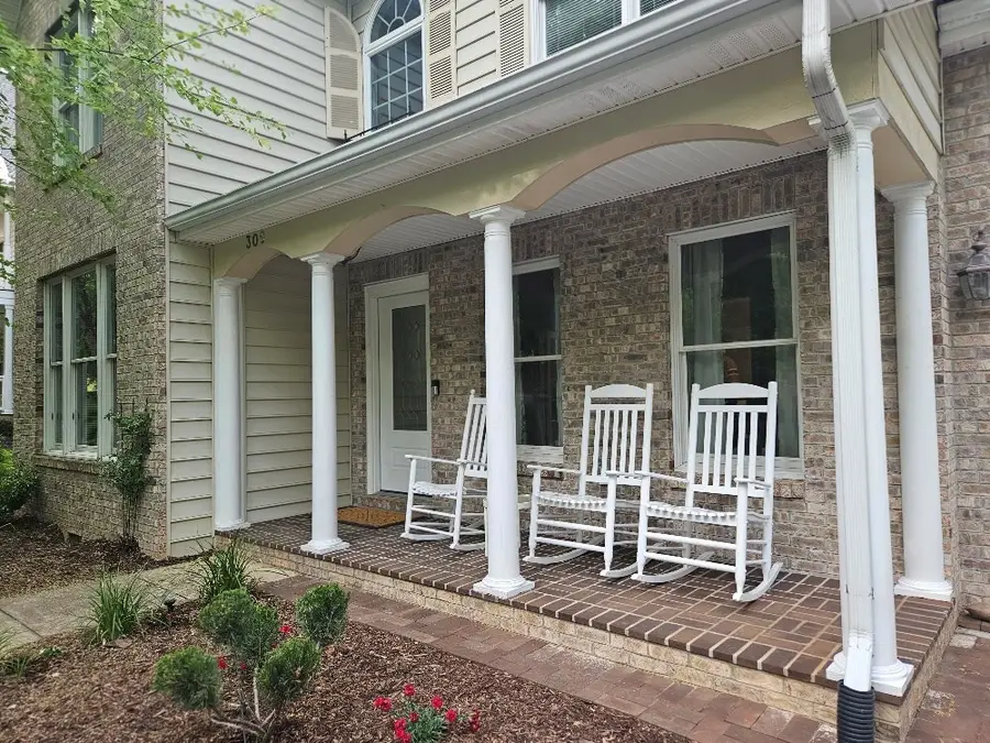 309 Church St, Abingdon, VA 24210 - #3