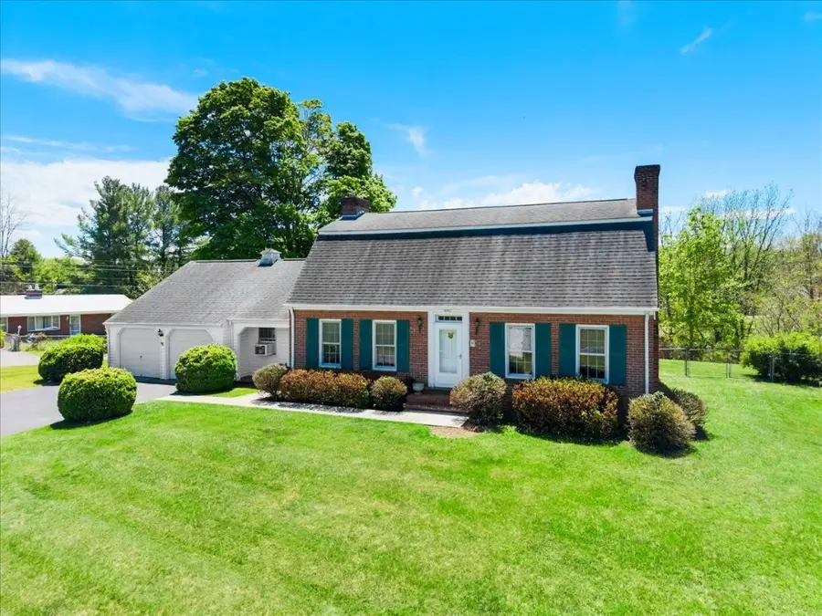 695 Wren Drive, Pulaski, VA 24301 - #2