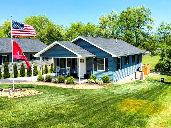 210 Country Lane, Wytheville, VA 24382