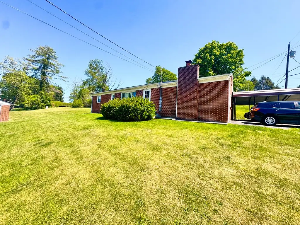 55 Chevrolet Ave, Lebanon, VA 24266 - #1