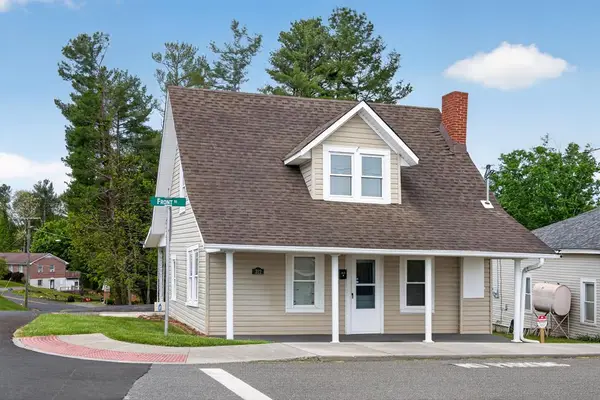 312 Front St., Galax, VA 24333