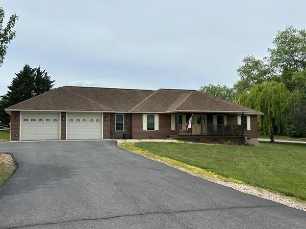 177 Pleasant Pines Drive, Max Meadows, VA 24360