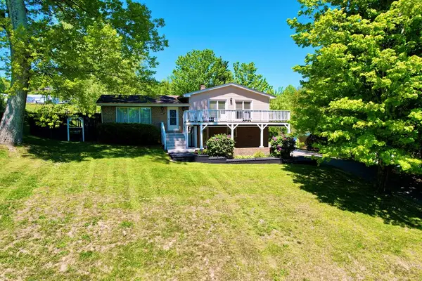 637 Hilltop St, Marion, VA 24354
