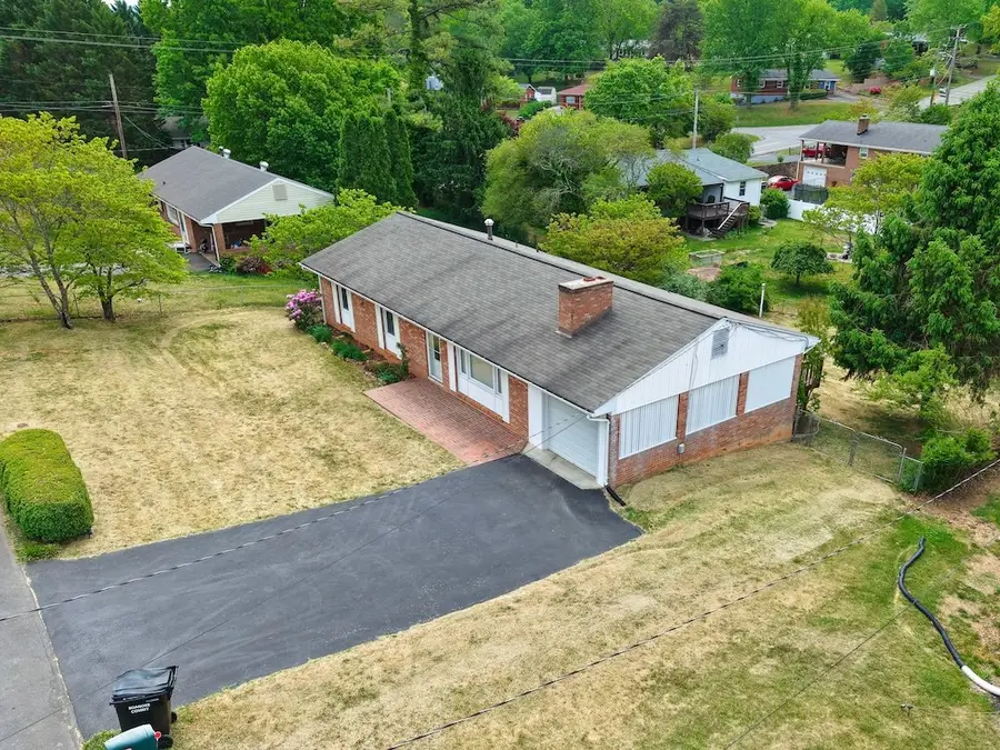 5410 Warwood Dr., Roanoke, VA 24018 - #2
