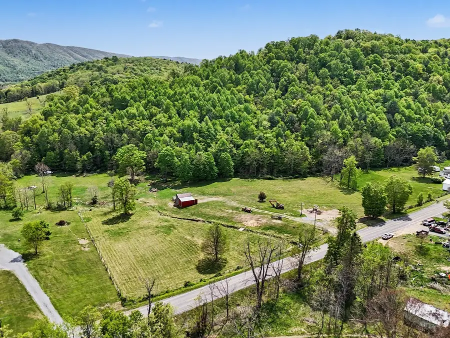 9050 Bluegrass Trail, Bland, VA 24315 - #3