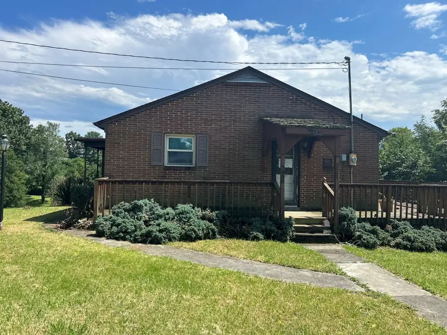 1960 PEAKLAND ROAD, Pulaski, VA 24301 - #2