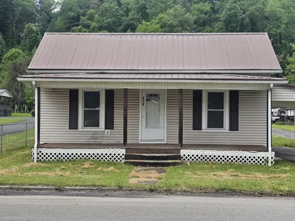 419 KENTS RIDGE RD, Richlands, VA 24641