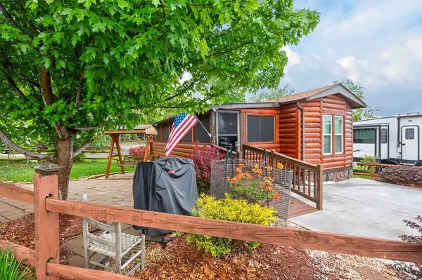 131 Natalie Circle, Hillsville, VA 24343