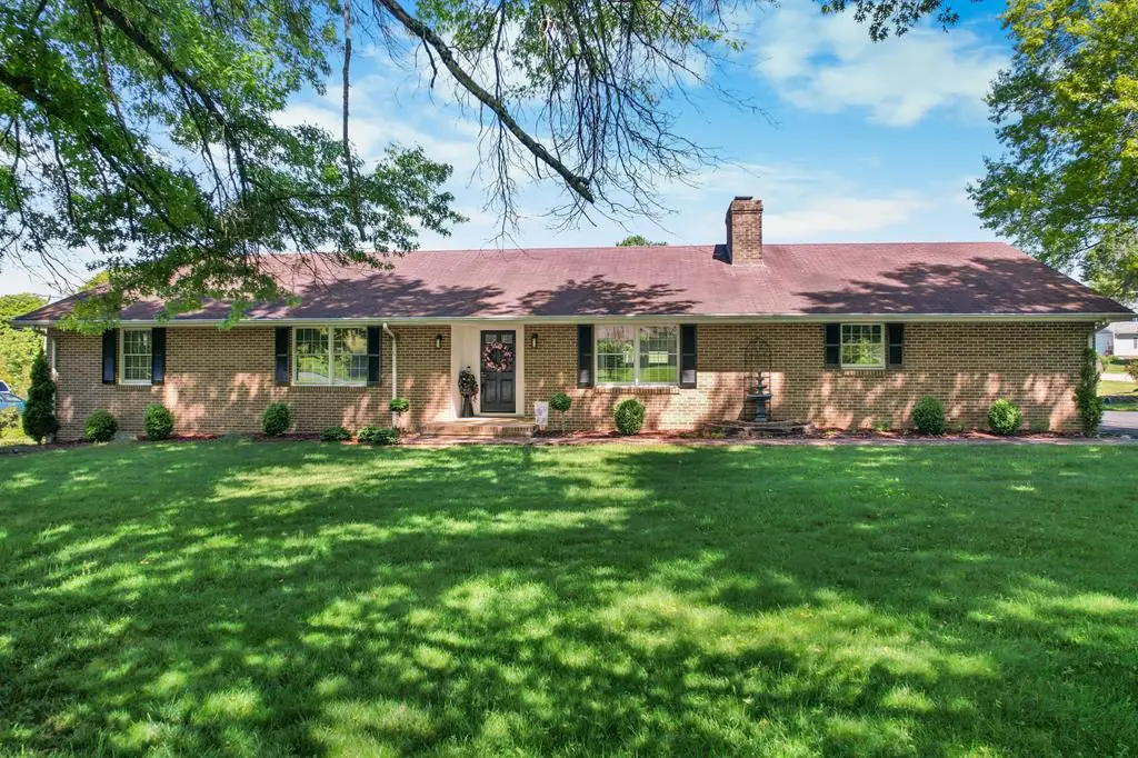 19301 Pleasant View Dr, Abingdon, VA 24211 - #1