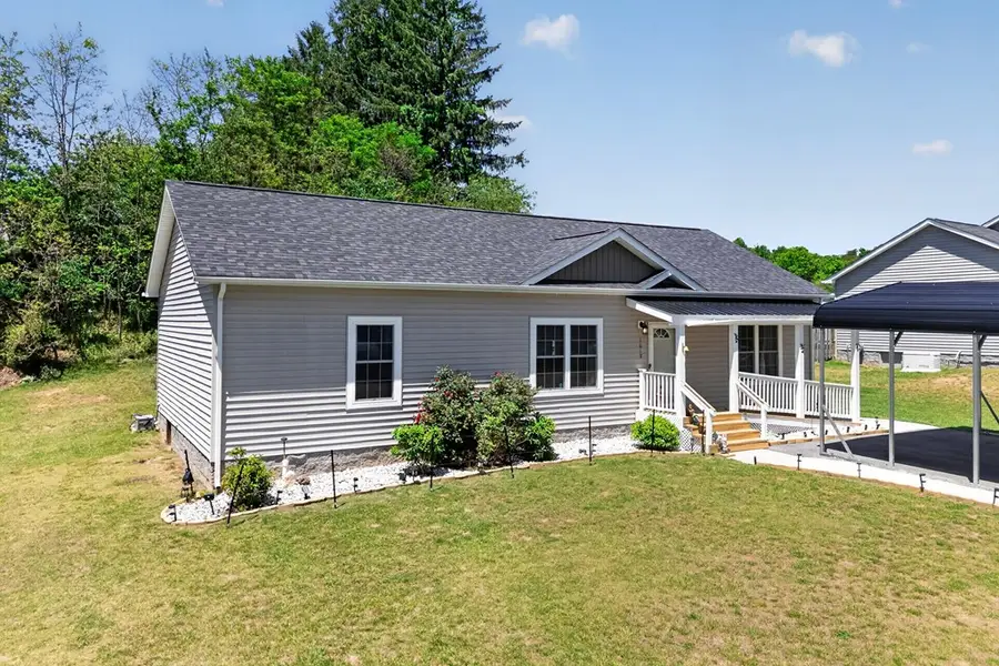 1619 Smith Ln, Pulaski, VA 24301 - #2