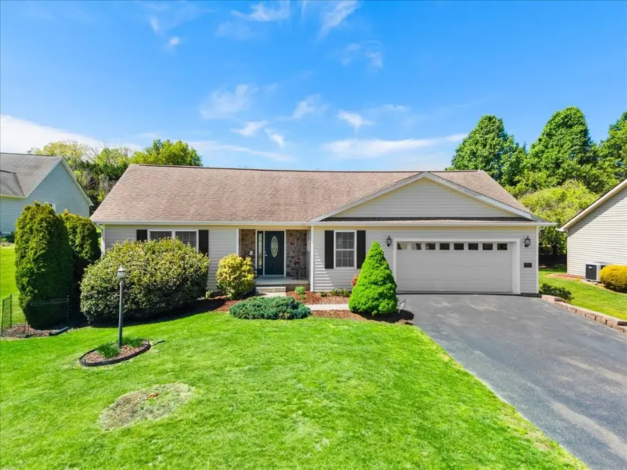 1904 Wilshire Lane, Pulaski, VA 24301 - #2