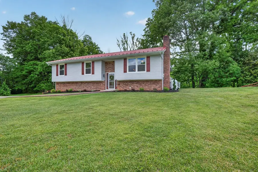 142 Backer Lane, Damascus, VA 24236 - #2