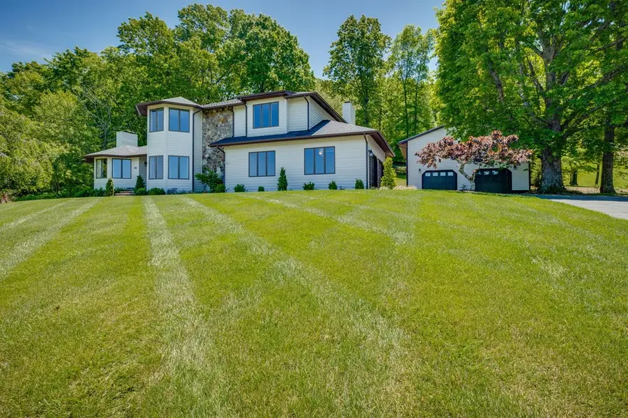 390 Winterham Dr, Abingdon, VA 24211 - #3