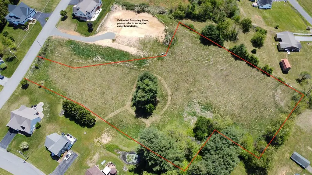 110 Carriage Dr, Galax, VA 24333 - #1