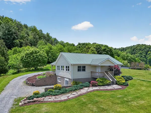 28360 Rivermont Drive, Meadowview, VA 24361