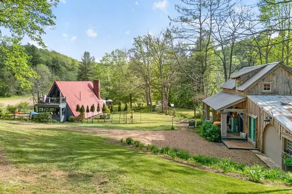 557 Burkes Ford Rd, Dugspur, VA 24325