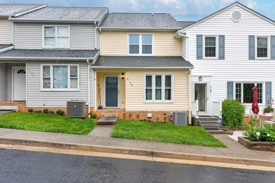 6138 Schoolfield Ave, Radford, VA 24141 - #3
