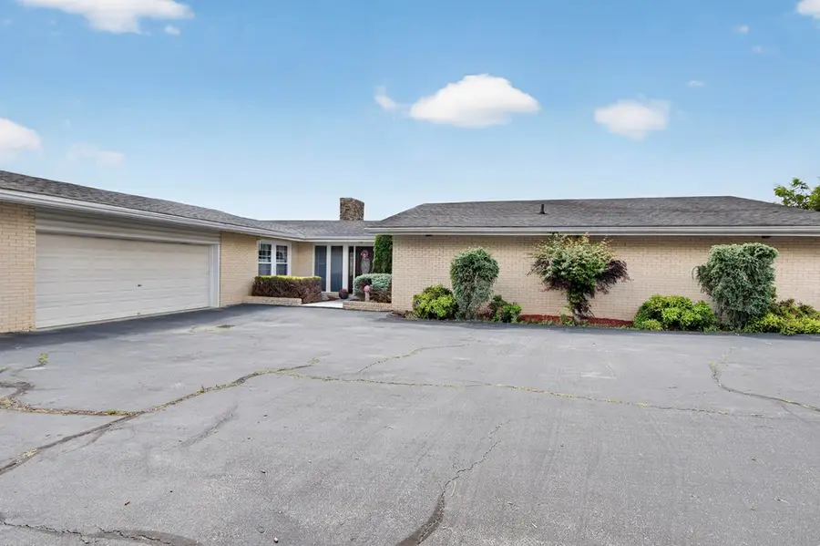 752 Skyview Drive, Chilhowie, VA 24319 - #2