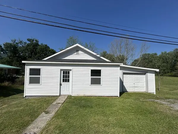 379 Freedom Avenue, Tazewell, VA 24651