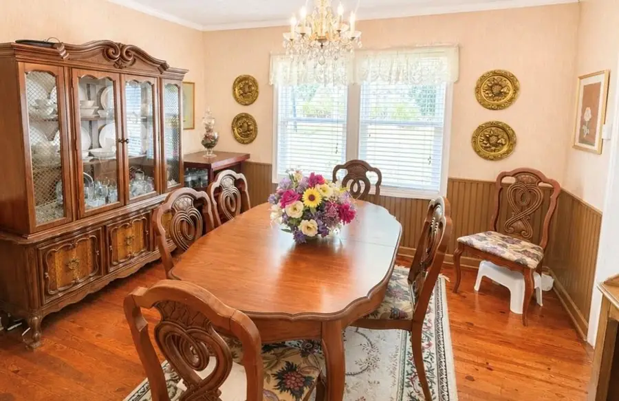 1172 Peeled Poplar RD., Grundy, VA 24614 - #2