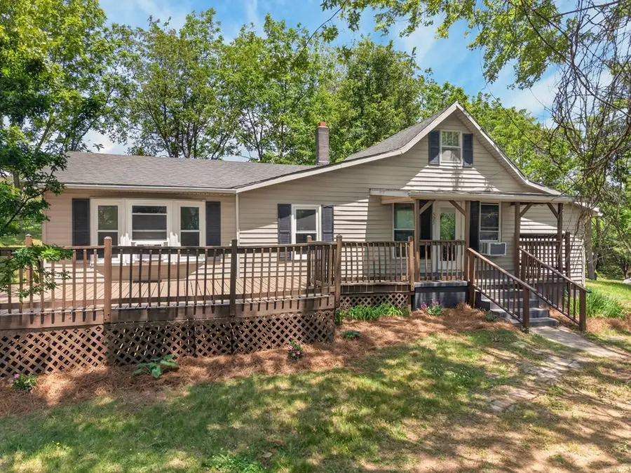 523 Melrose Ln, Independence, VA 24348 - #2