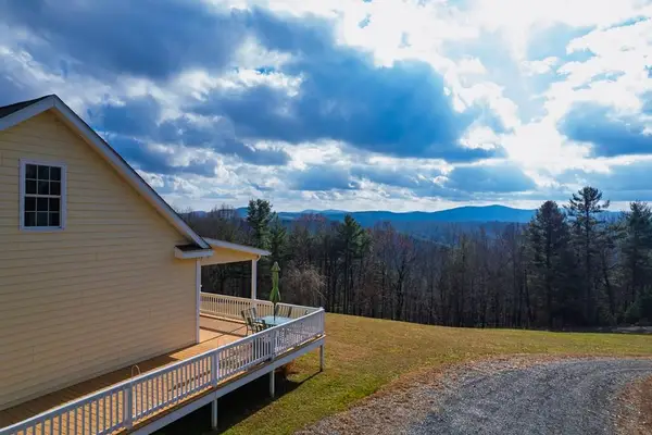 1840 Longview Lane, Galax, VA 24333