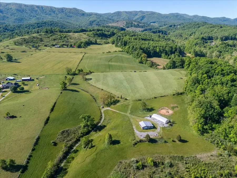 21560 Alvarado Road, Abingdon, VA 24211 - #3