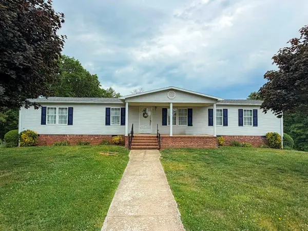 3137 Ivanhoe Road, Fries, VA 24330