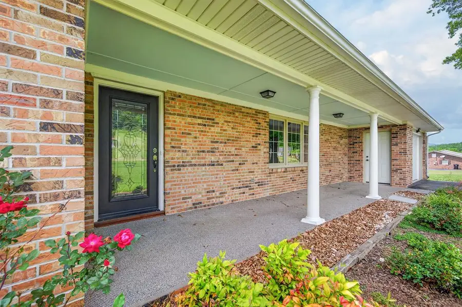 348 Greystone Rd, Marion, VA 24354 - #2