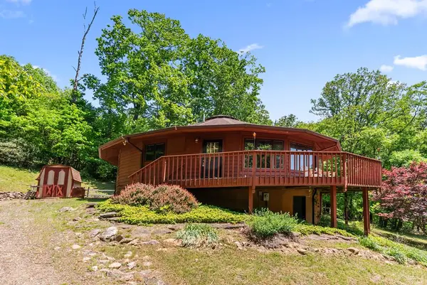 132 Chestnut Ridge, Hillsville, VA 24343