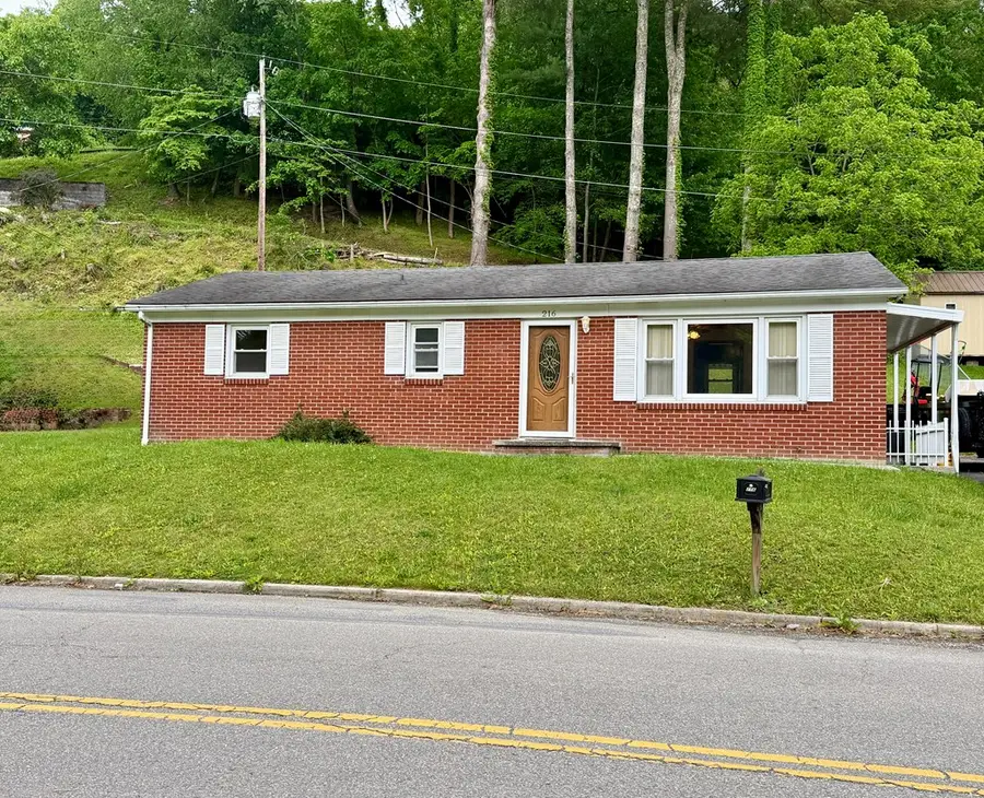 216 Burnette St, Richlands, VA 24641 - #2