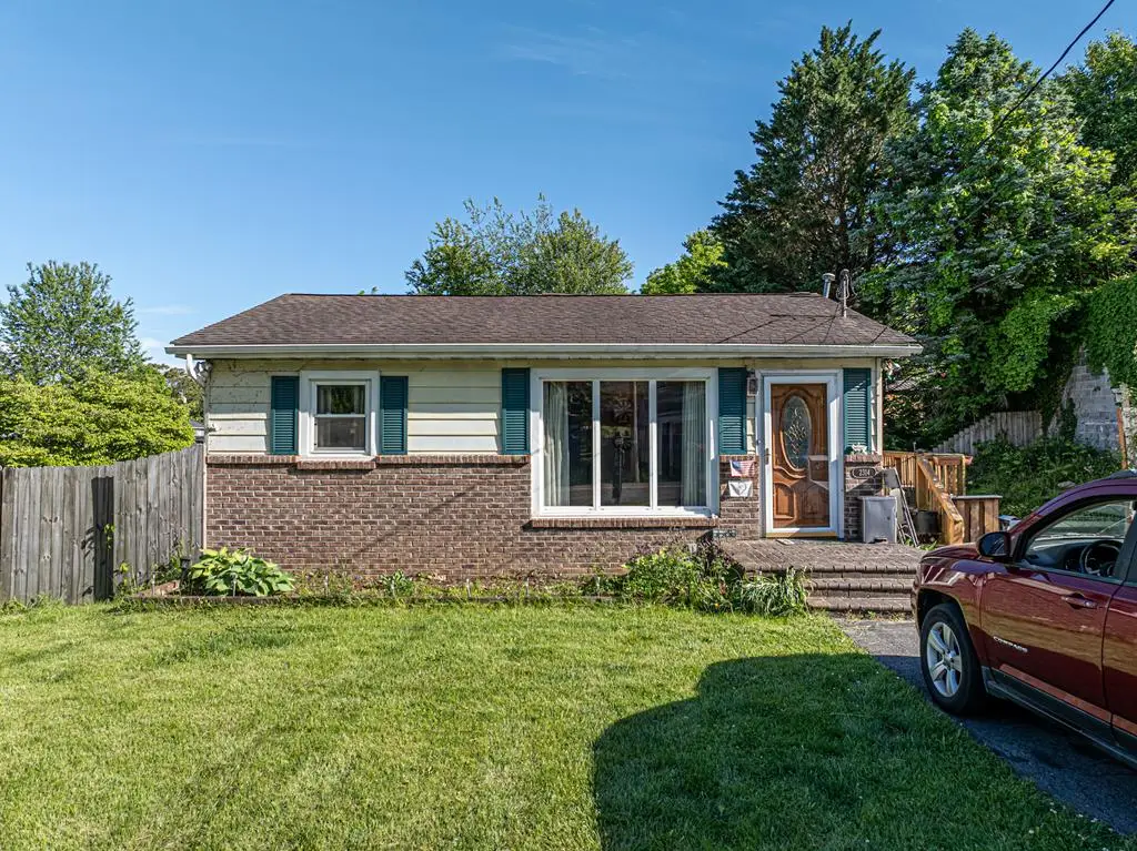 2314 Randolph St, Bristol, VA 24201 - #1