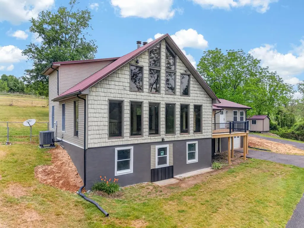 418 Danner Rd, Max Meadows, VA 24360 - #1