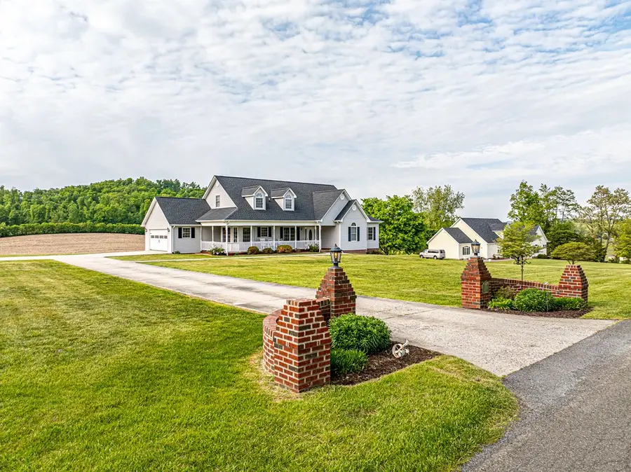 29349 Hawthorne Drive, Meadowview, VA 24361 - #2