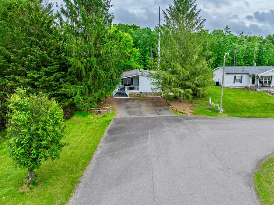107 Jason Heights Dr, Galax, VA 24333 - #2