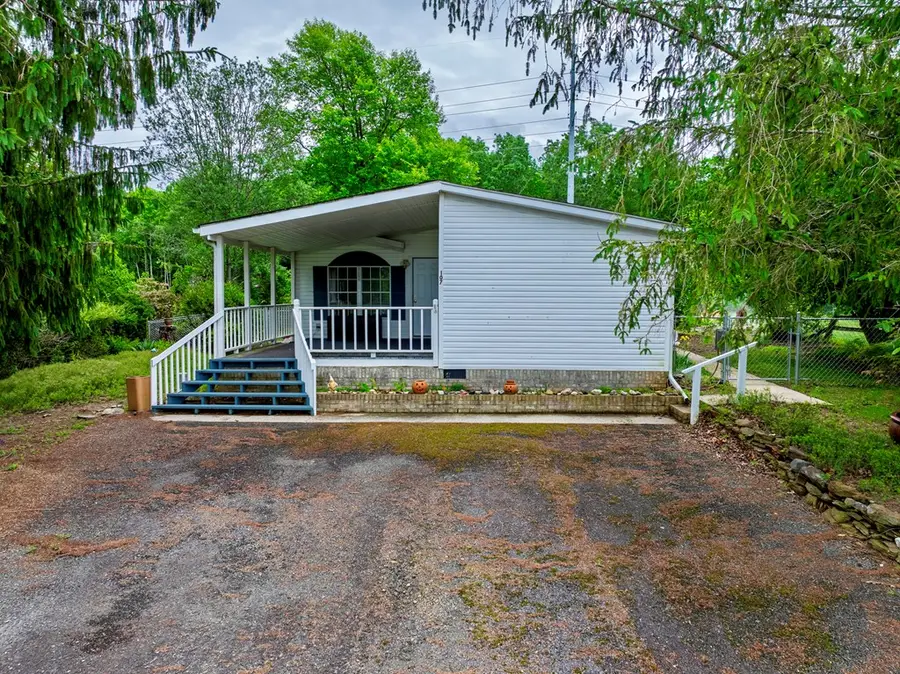 107 Jason Heights Dr, Galax, VA 24333 - #3