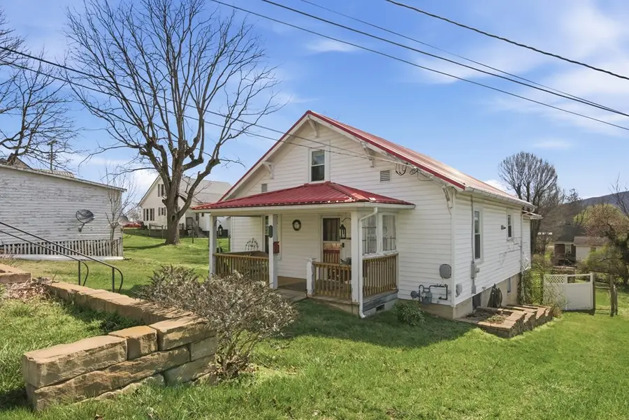 945 North St, Wytheville, VA 24382 - #3