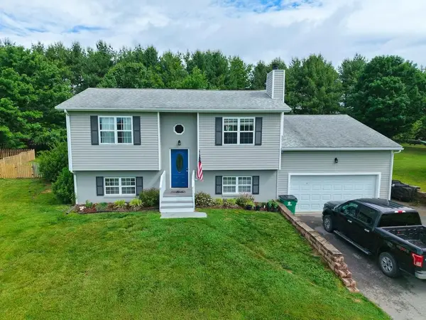 1460 West View Dr., Christiansburg, VA 24073