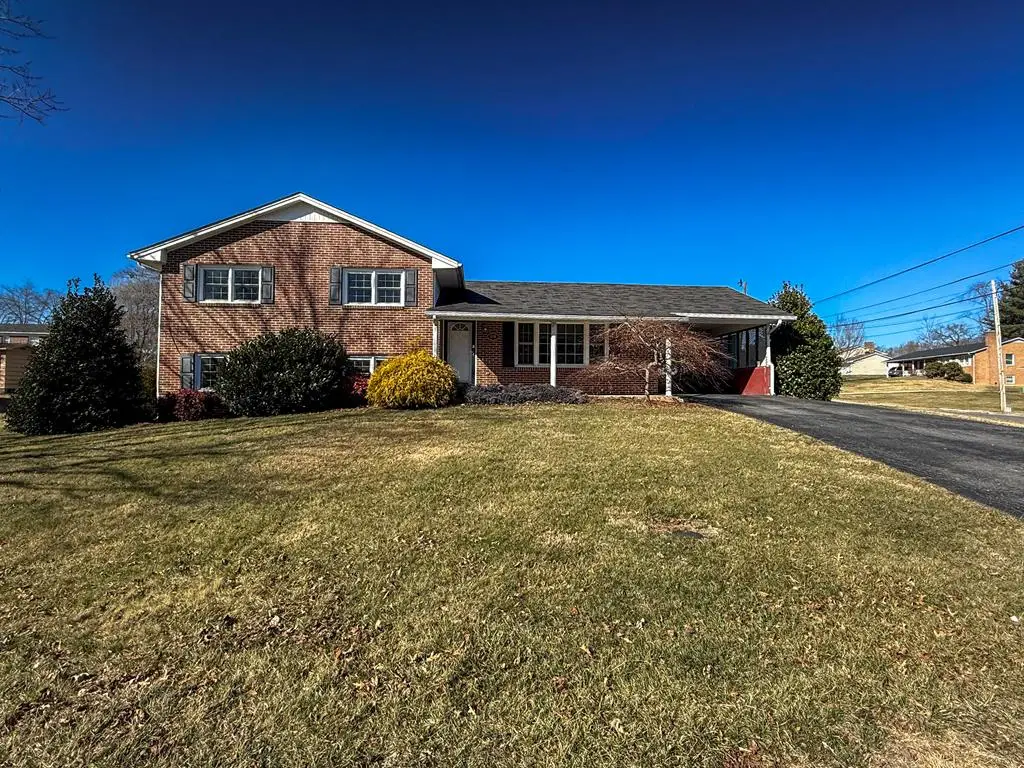 690 Mountain View Drive, Wytheville, VA 24382 - #1