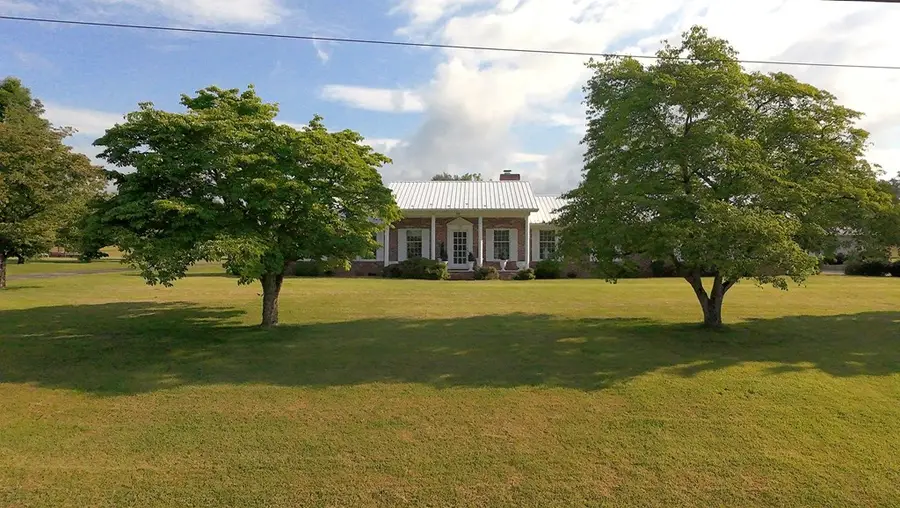 261 Seven Mile Ford Road, Marion, VA 24354 - #2