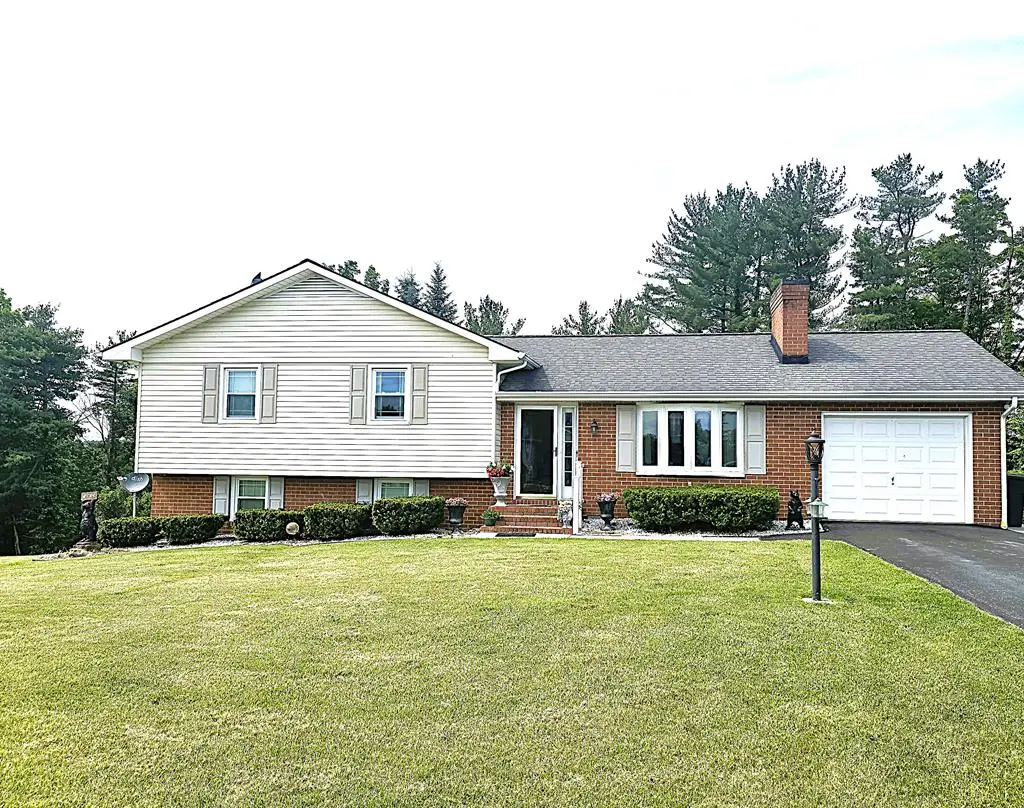 517 Old Pisgah Road, Princeton, WV 24740 - #1