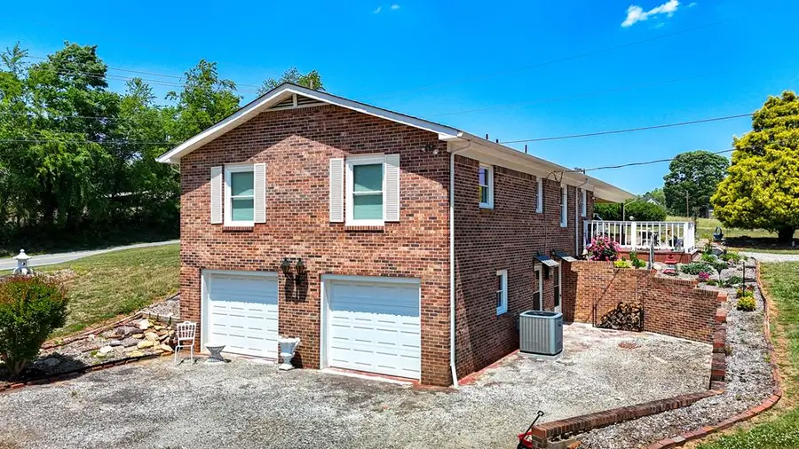 5910 Salem Hwy, Stuart, VA 24171 - #2