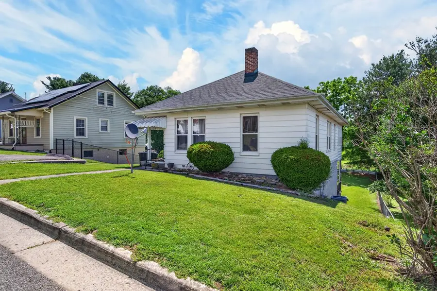 1025 North, Wytheville, VA 24382 - #2
