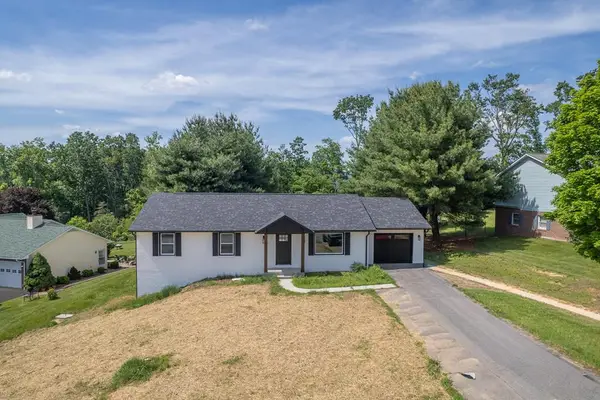 20 Cove Hills Lane, Wytheville, VA 24382
