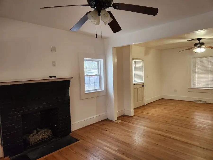 124 Collinstown Rd, Stuart, VA 24171 - #2