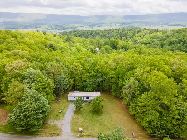 164 Chinquapin Ln, Bland, VA 24315