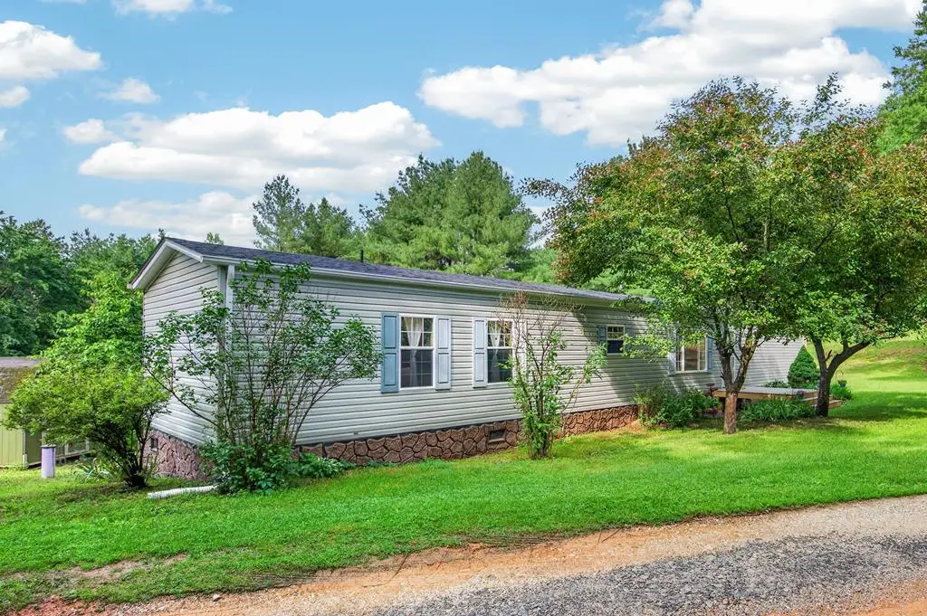 167 Forrest Creek Dr, Austinville, VA 24312 - #1